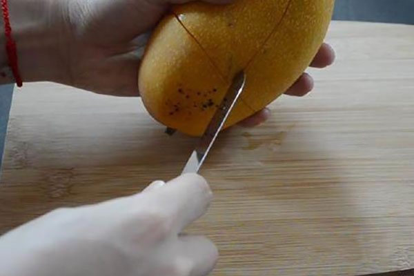 芒果怎么剝皮方便？