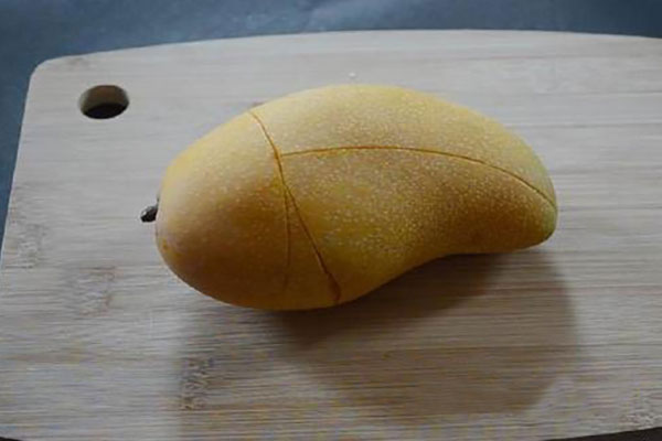 芒果怎么剝皮方便？